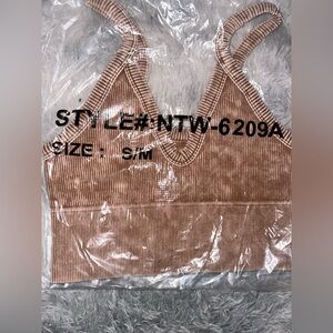 Zanana Ribbed V-Neck Crop in Deep Camel - NWT S/M or L/XL